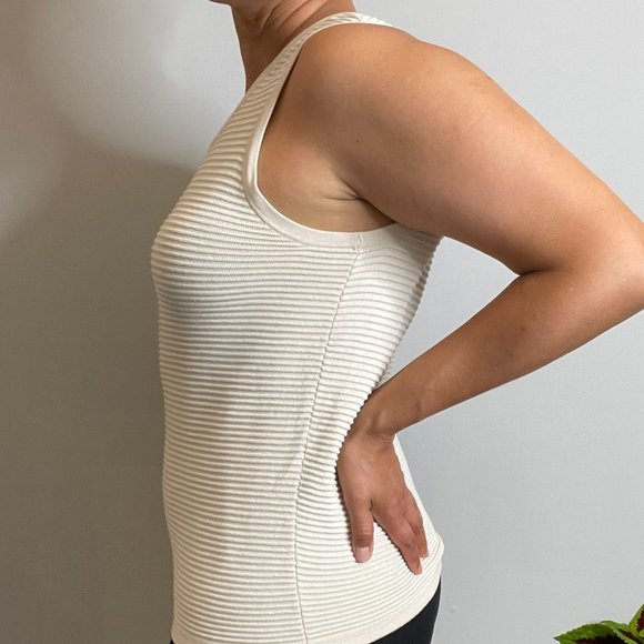 Backdrop Knit Sleeveless Top -M- - Picture 4 of 12